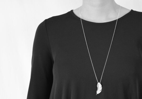 Necklace flying Feather