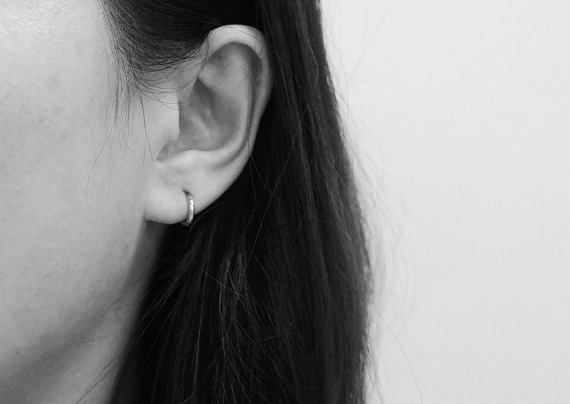 Earrings Tiny Hoop