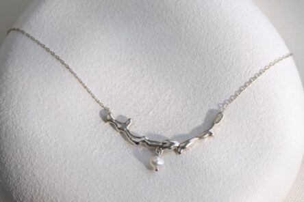 Necklace Capsule Organic With Pearl