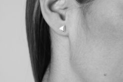 Earstuds bruhed little Triangle