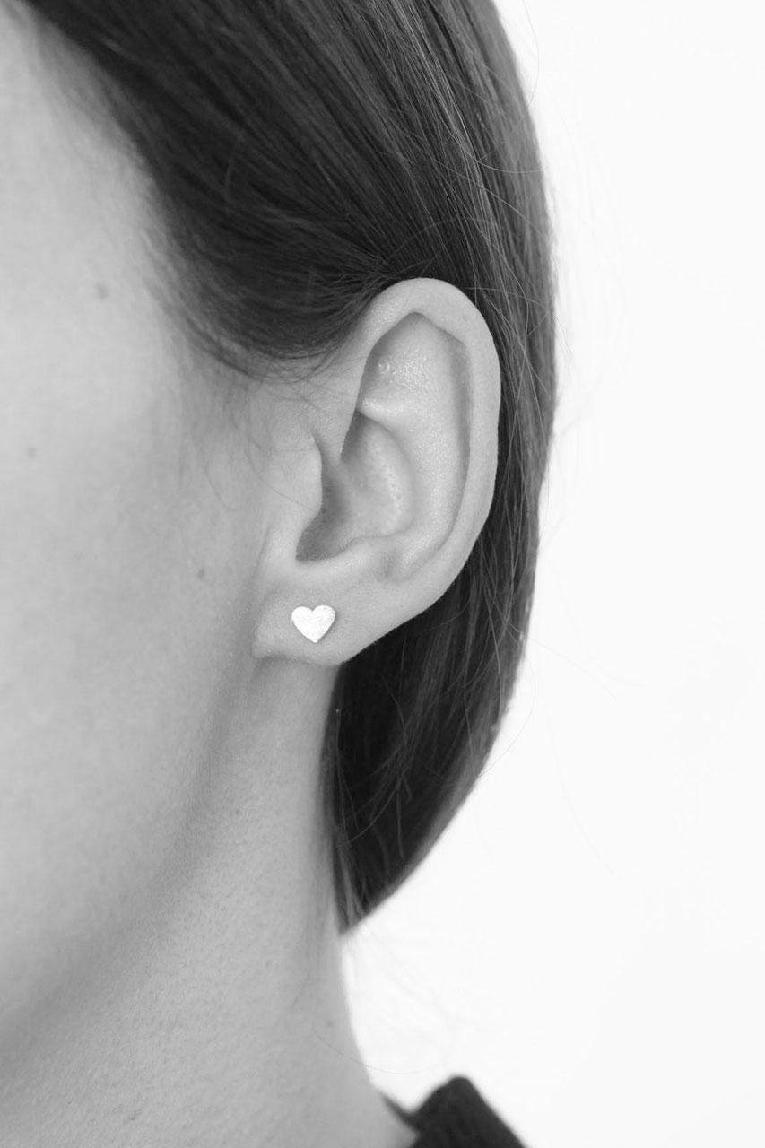 Earstuds brushed Heart