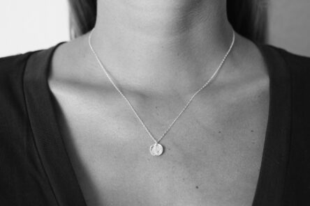 Necklace Round Leaf