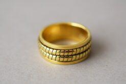 Ring Double Twist