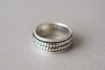 Ring Double Twist