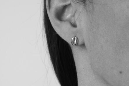 Earstudstinyshell