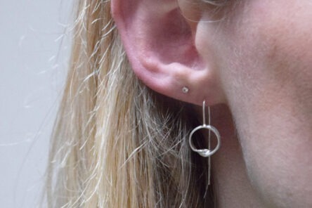 Alternative view of Earrings Twist Ring