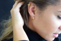 Alternative view of Earcuff Bold