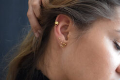 Alternative view of Earstuds Tiny Ball