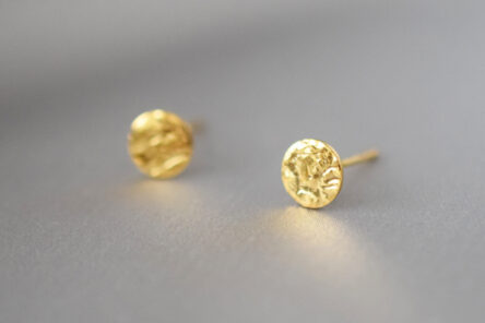 Earstuds Hammered Round