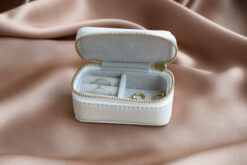 Small Jewelry Box Creme