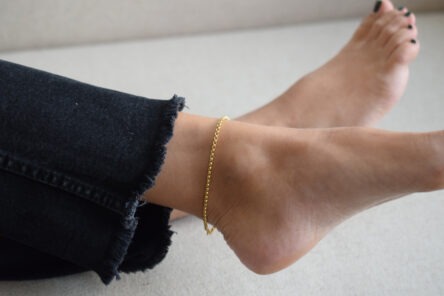 Alternative view of Anklet Bold