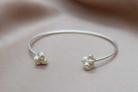 Bangle Spindle Flower