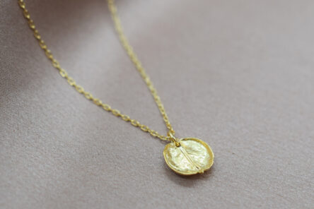 Necklace Round Leaf