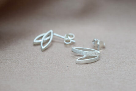 Earstuds Brushed Double Leaf