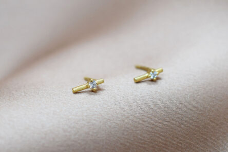 Earstuds Stick With Zirconia