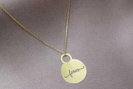 Necklace Focus