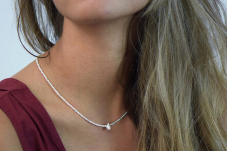 Alternative view of Necklace Pearl& Mint Beads