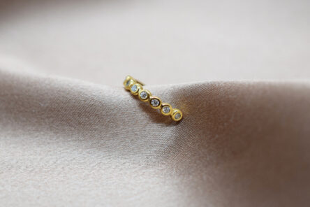 Earcuff Zirconia Dots