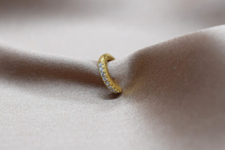 Earcuff Zirconia Simple