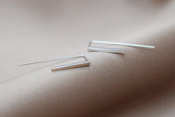 Earrings Bar