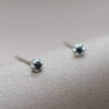 Earstuds Black or White Zirconia – Bild 4