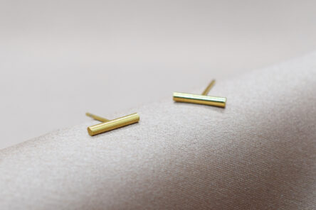 Earstuds Round Stick
