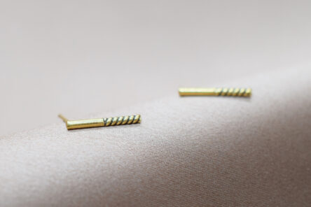Earstuds Twist Stick