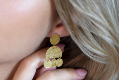 Alternative view of Earrings Moving Plates