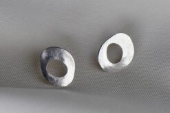 Alternative view of Earrings Organic Circle
