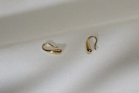 Earstuds medium Drop Hanger