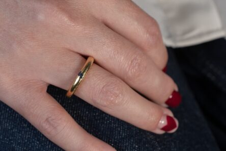 Alternative view of Ring Blue Sapphire Size 49