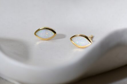 Earstuds Opal Marquise