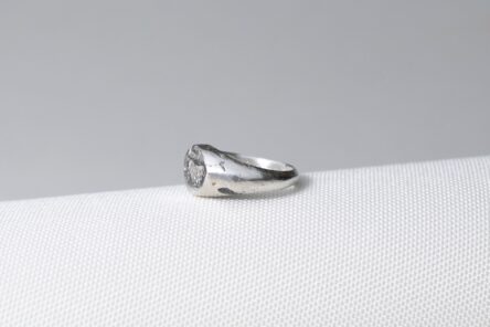 Alternative view of Ring With Blue Sapphire Size 53